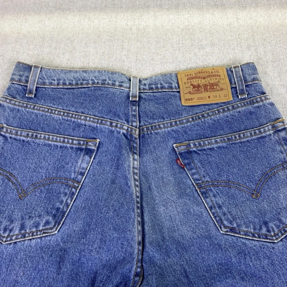 VTG‎ Levis Jeans Men 34 x 30 Straight Leg Medium Wash Red bat wing Made in USA